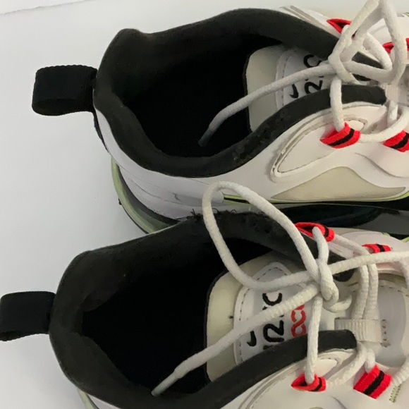 Nike AIR MAX 270 REACT Men’s Athletic Size 10.5 - Picture 3 of 11